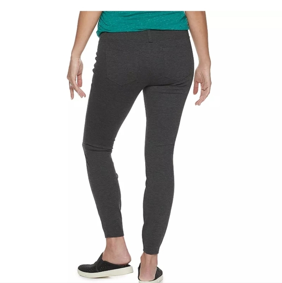 A. Glow maternity Ponte leggings - Picture 2 of 5
